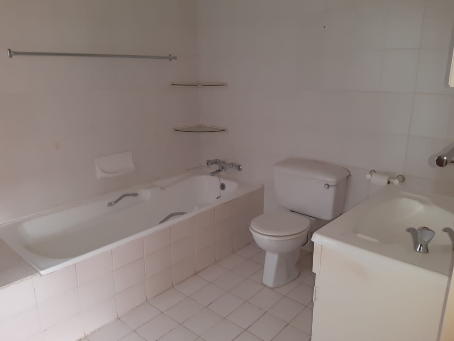 To Let 4 Bedroom Property for Rent in Elandia Free State